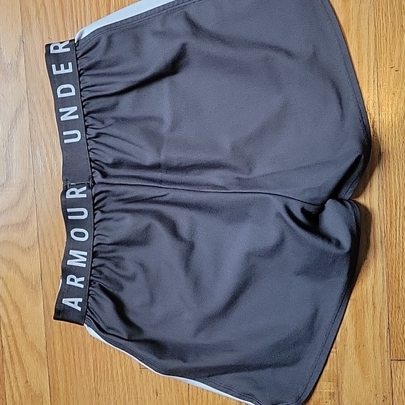 Under Armour shorts - Picture 3 of 3